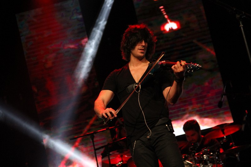 Avo Demirdjian in Concert